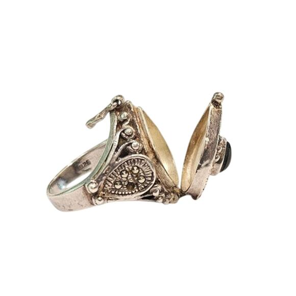 Pill Locket Ring Sterling Marcasite Onyx Ring - Picture 4 of 6